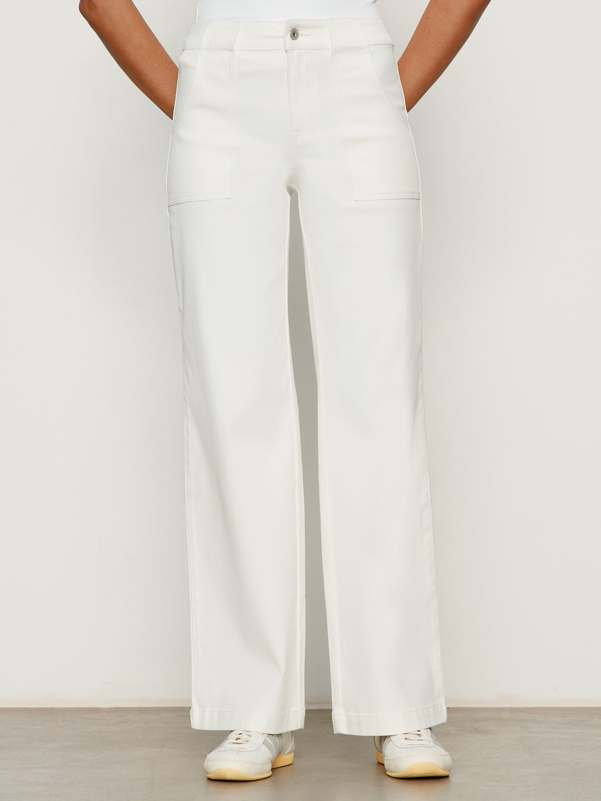sculpted-insider-wide-leg-jean-chalk-8567322